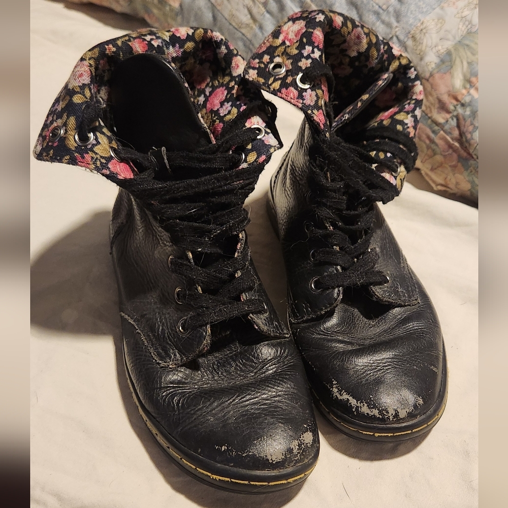 Doc Martens Floral Lined Flat Leather Boots